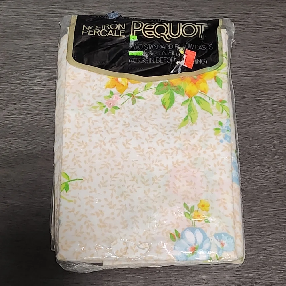 PEQUOT Vintage Pillowcases Standard 20x26 Floral Cottagecore Old New Deadstock